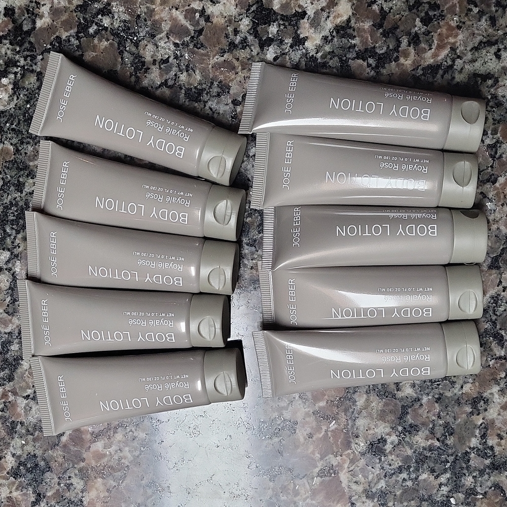 New Jose Eber lot of 10 travel size each 1.0 Oz body lotion  royale rose